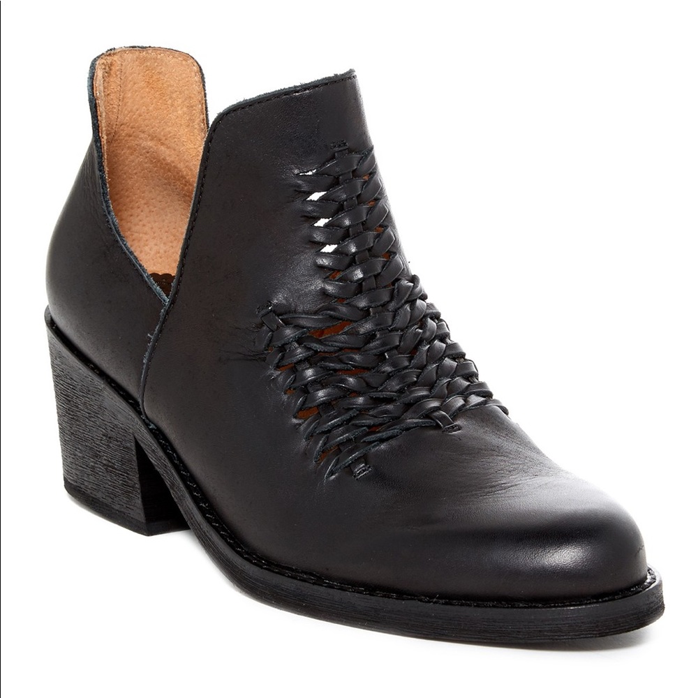 Latigo kick split ankle woven booties